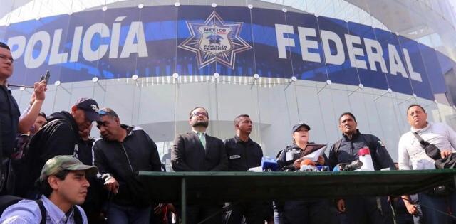 PIDEN A DURAZO POLICÍAS FEDERALES