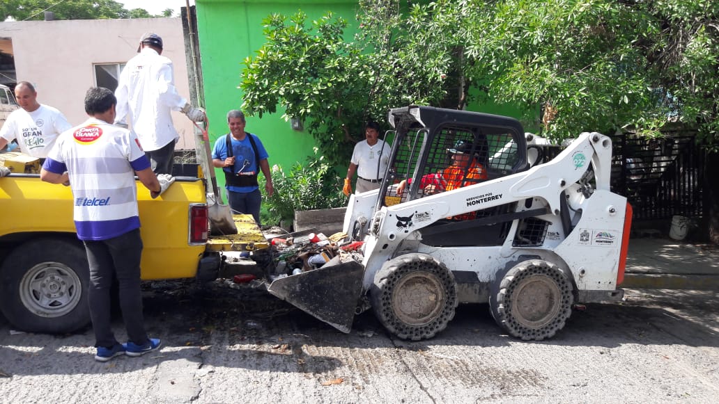 HACEN LIMPIEZA DE CACHARROS EN MONTERREY.