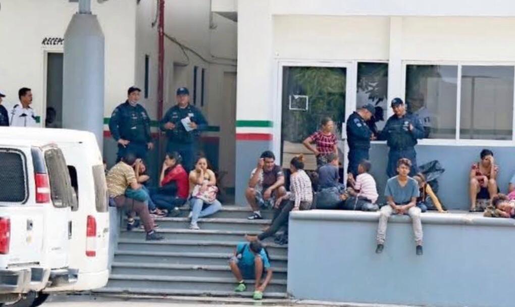 TRASLADAN A VERACRUZ A LOS MIGRANTES