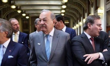 ANDRES MANUEL LÓPEZ OBRADOR AL FINAL; SI NECESITÓ A CARLOS SLIM