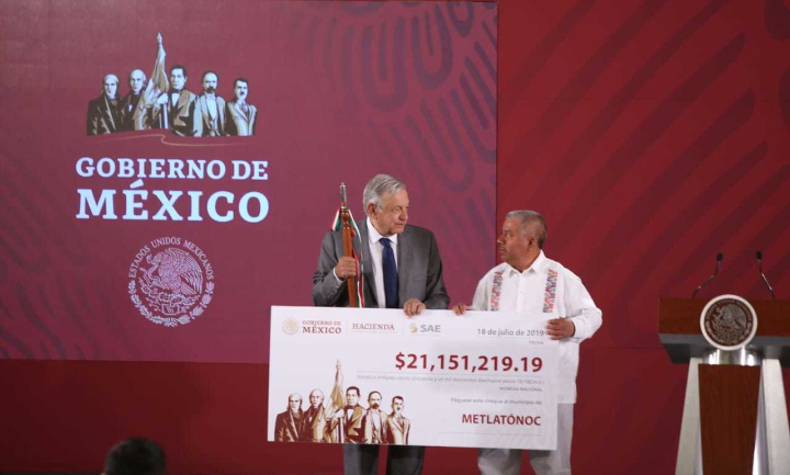 GOBIERNO FEDERAL ENTREGA MILLONES DE PESOS A PUEBLOS DE ESCASOS RECURSOS.