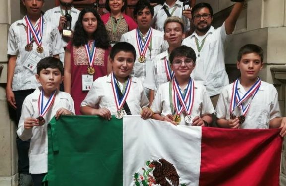 AMLO DESMIENTE A SOCIEDAD MATEMÁTICA MEXICANA
