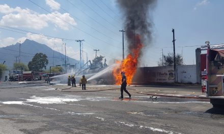 SE INCENDIA PIPA EN GUADALUPE Y ADVIERTEN A CIUDADANOS