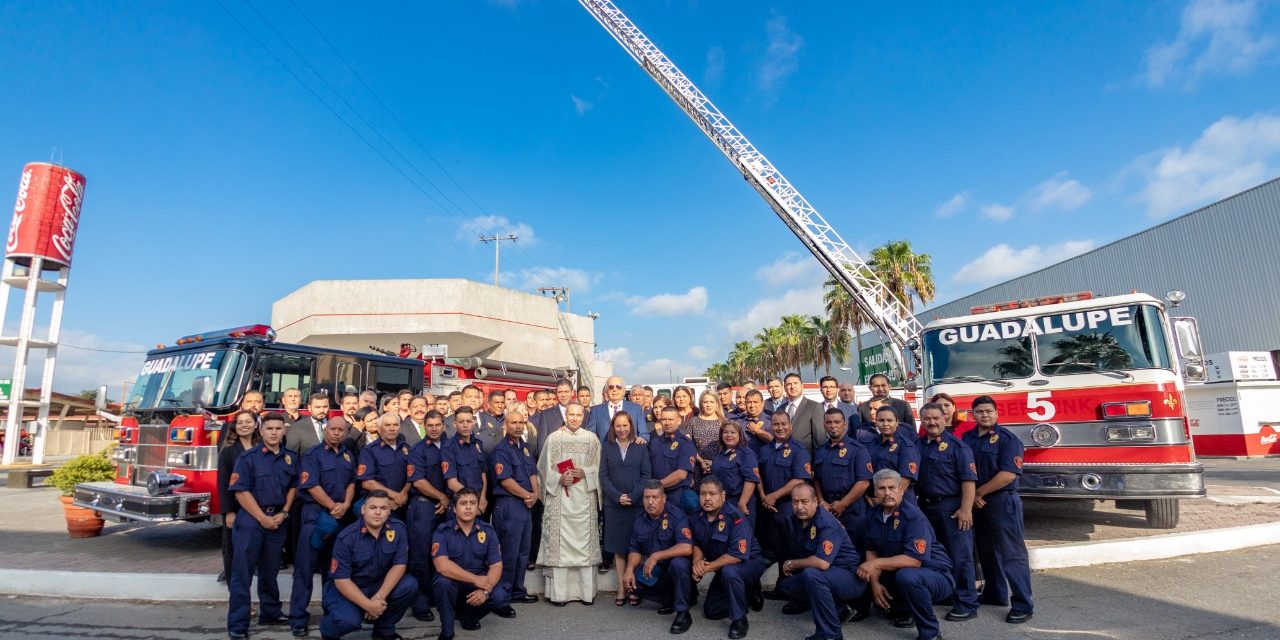 CONCIENTE GUADALUPE A BOMBEROS EN SU DÍA