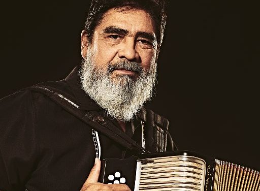 “LOS CAMINOS DE LA VIDA NO FUERON COMO EL PENSABA”, EL REBELDE DE LA ACORDEÓN CELSO PIÑA HA DEJADO DE EXISTIR