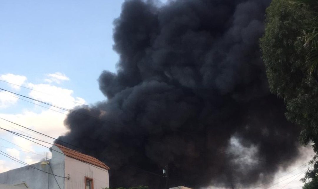 LITERALMENTE SE INCENDIA NUEVO LEÓN, AHORA EN SAN NICOLÁS DE LOS GARZA FUEGO INCESANTE