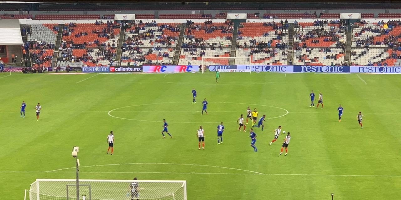 SE COMPLICA RAYADOS RUMBO AL CLÁSICO