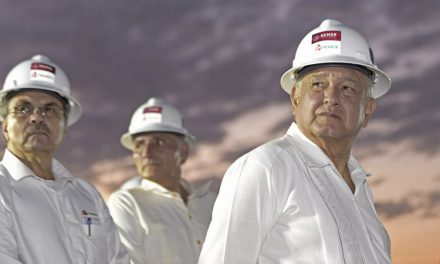 AMLO LE APUESTA A PEMEX Y VAN POR MÁS MAQUINARIA