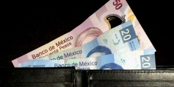 MÁS PESOS PARA EL MEXICANO, SUBE SALARIO MÍNIMO