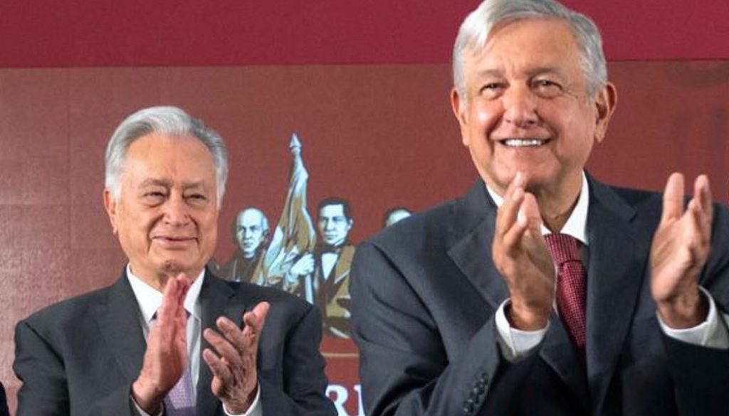 Conservadores le tienen fobia a Bartlett: López Obrador