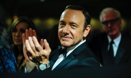 REAPARECE “FRANK UNDERWOOD” EN REDES SOCIALES POR MENSAJE NAVIDEÑO