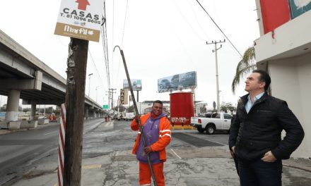 TRABAJA MONTERREY POR MEJORAR VISIÓN DE CALLES AL QUITAR CARTELES