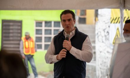 ADRIÁN DE LA GARZA, DA INICIO A OBRAS EN CERRO DE LA CAMPANA