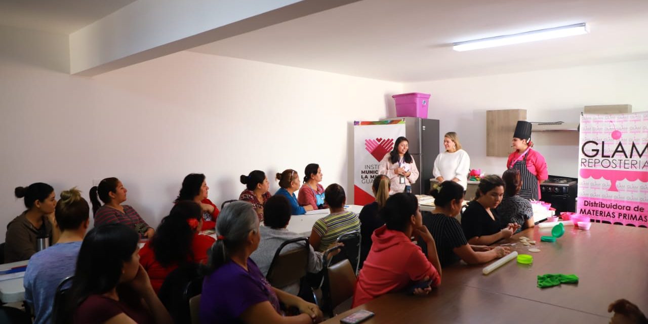 EL MUNICIPIO DE GUADALUPE REALIZA TALLERES PARA LAS MUJERES EMPRENDEDORAS