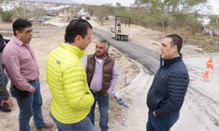 INAUGURA TREVIÑO CANTU OBRAS PÚBLICAS EN SU MUNICIPIO