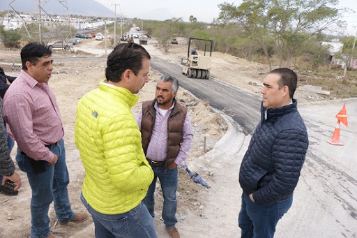 INAUGURA TREVIÑO CANTU OBRAS PÚBLICAS EN SU MUNICIPIO