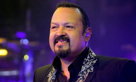 PEPE AGUILAR SE PELEA CON NATANAEL CANO POR REDES SOCIALES