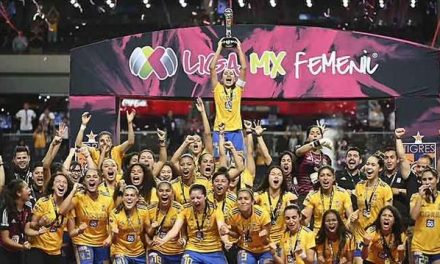 YA ES UN AÑO DEL SUEÑO DORADO DE TIGRES FEMENIL QUE SE LLEVÓ LA COPA FRENTE A RAYADAS