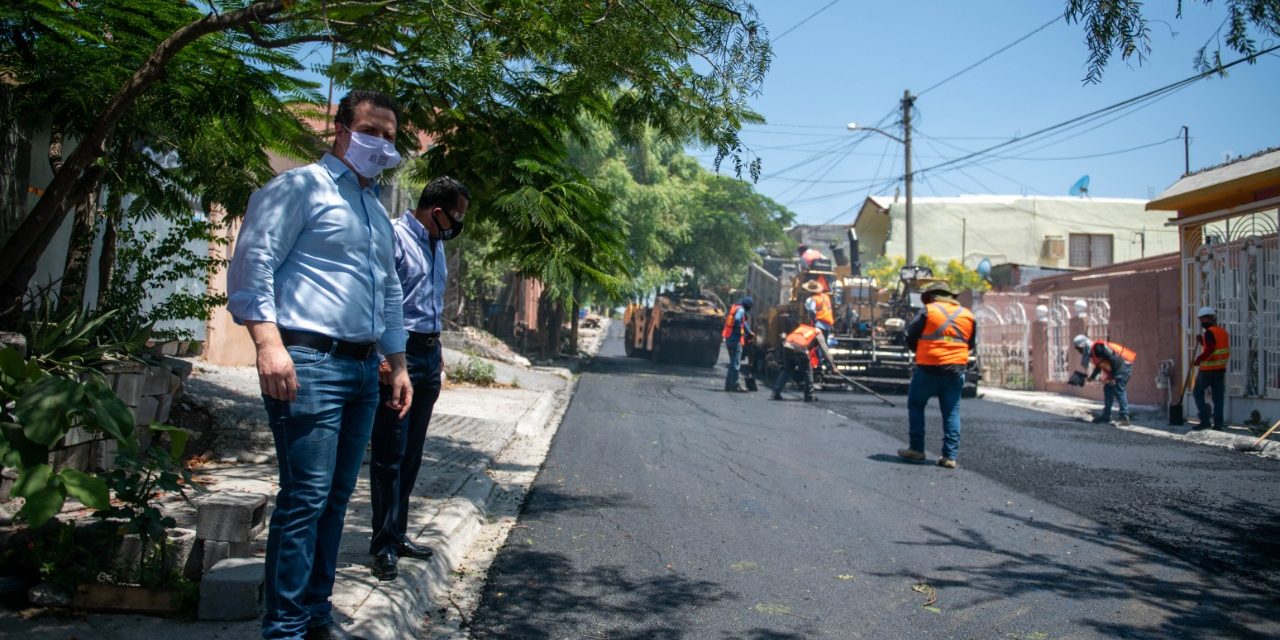 CONTINÚA MONTERREY CON LA REHABILITACIÓN DE CALLES Y AVENIDAS PARA EL BENEFICIO DE LA CIUDADANÍA