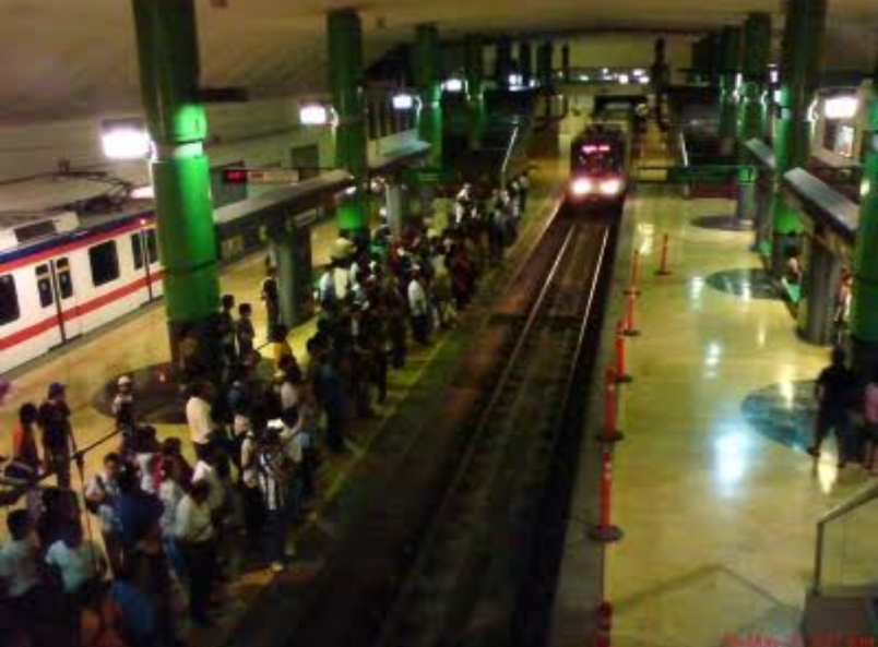 FALLA CAUSA SUSPENSIÓN PARCIAL DE LA LINEA 2 DEL METRO.