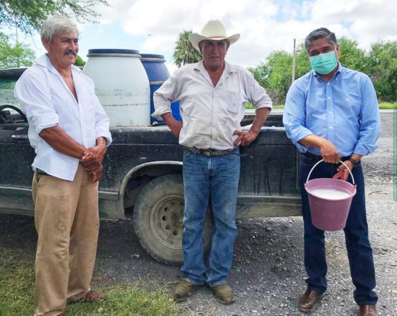 VISITA VÍCTOR FUENTES A GANADEROS DEL NORTE DE NUEVO LEÓN, DONDE ESCUCHÓ SUS DEMANDAS Y BUSCARÁ TRABAJAR EN UNA SOLUCIÓN PARA LAS MISMAS