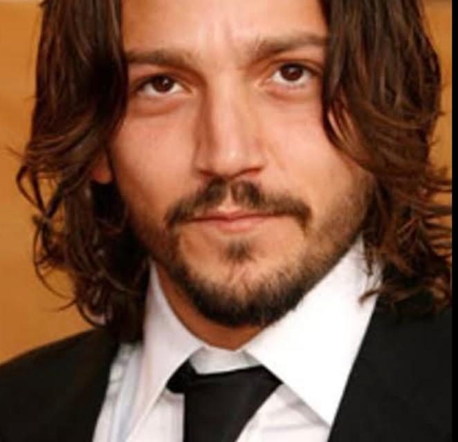 DIEGO LUNA ANUNCIA SU NUEVA SERIE PAN Y CIRCO