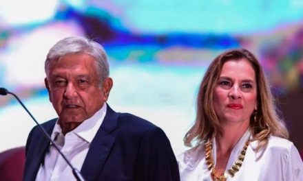 ARREMETE Andrés Manuel López Obrador CONTRA QUIENES INSULTAN A SU ESPOSA E HIJOS