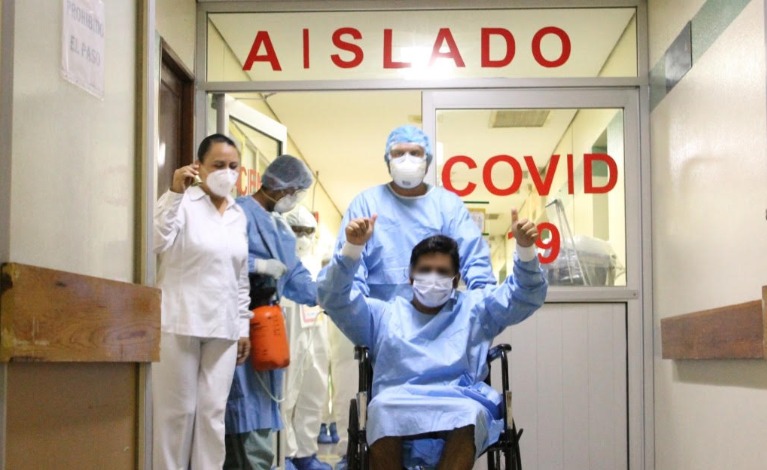 ADRIÁN, LA HISTORIA DE UN JOVEN QUE VENCIÓ AL COVID-19 CONTRA TODO PRONÓSTICO.