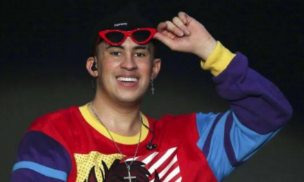 BAD BUNNY YA FUE OPERADO, FUENTE TRANQUILIZA A FANS ASEGURANDO ESTARÁ MUY BIEN PARA SU REGRESO