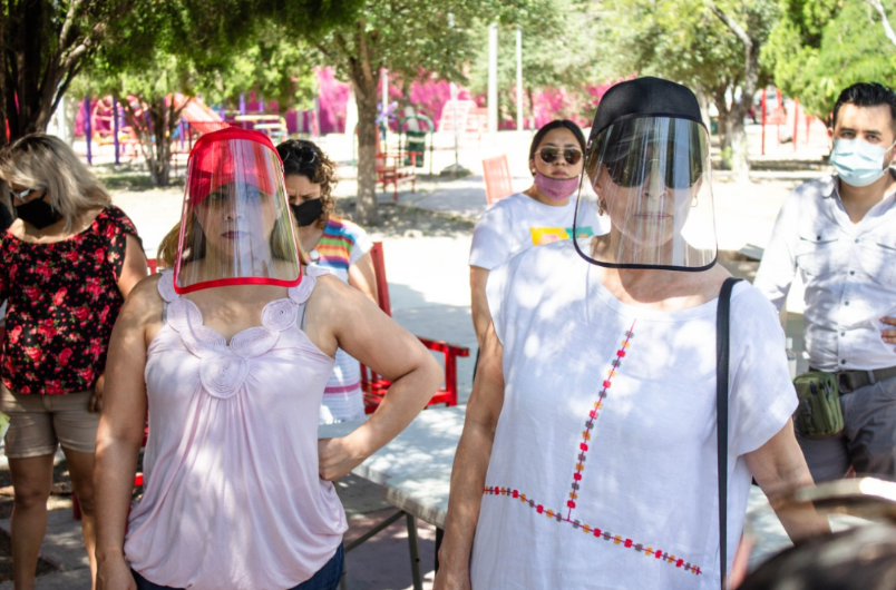 PAOLA GONZÁLEZ BRINDA APOYOS TRANSPORTISTAS ESCOLARES DURANTE PANDEMIA