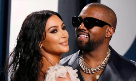 KANYE WEST DEMUESTRA SU DESCONTENTO EN PÚBLICO CON SU ESPOSA KIM KARDASHIAN