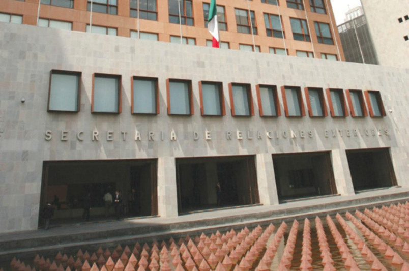 SECRETARÍA DE RELACIONES EXTERIORES RASTREARÁ A FUNCIONARIOS POR LAS 8 HORAS DE TRABAJO