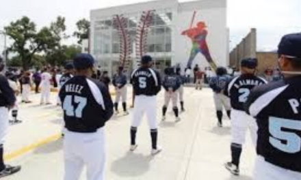 GOBIERNO FEDERAL Y LA 4T GASTAN 78 MILLONES DE PESOS EN UNA ESCUELA DE BÉISBOL EN TEXCOCO