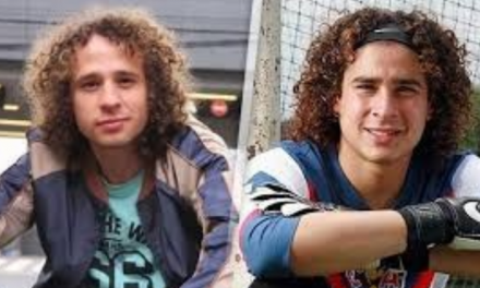 GUILLERMO OCHOA V.S LUISITO COMUNICA