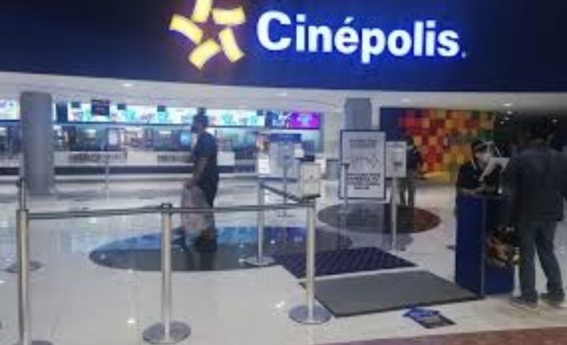 CON MEDIDAS ESTRICTAS, LOS CINES EN TORREON VOLVIERON A REANUDAR SUS ACTIVIDADES