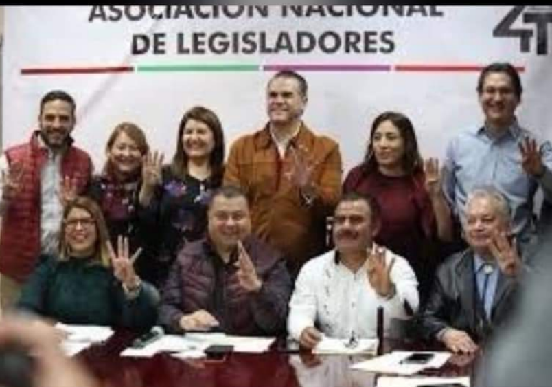 EL GRUPO LEGISLATIVO DE MORENA PROPONE VETAR BEBIDAS Y REFRESCOS DE ALTO CONTENIDO CALÓRICO A MENORES DE EDAD EN NUEVO LEÓN