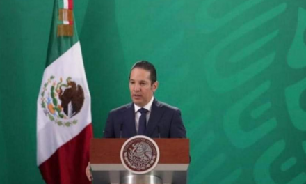 ‘EL QUE NADA DEBE NADA TEME’ O ESO DICE EL GOBERNADOR DE QUERÉTARO, FRANCISCO DOMÍNGUEZ TRAS SER IMPLICADO EN VIDEOESCÁNDALO