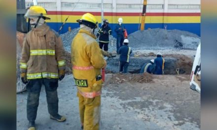 FUGA DE GAS CAUSA CIERRE DE AVENIDA BARRAGÁN