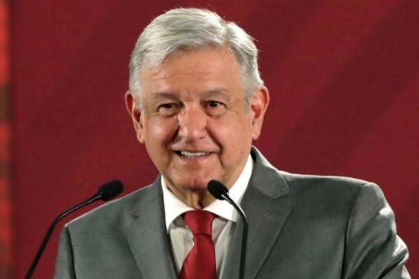 ANTE CUESTIONAMIENTOS SOBRE SU SALUD, LÓPEZ OBRADOR ASEGURA ESTÁ AL 100