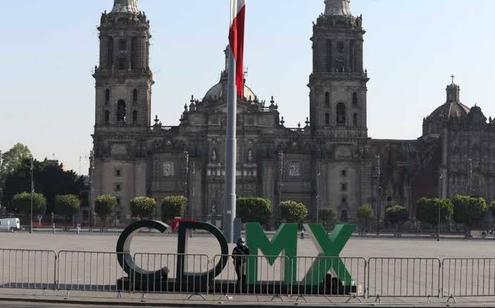 REABRIRA CIUDAD DE MÉXICO ALBERCAS, CINES, MUSEOS Y BARES PARA REACTIVACIÓN ECONÓMICA