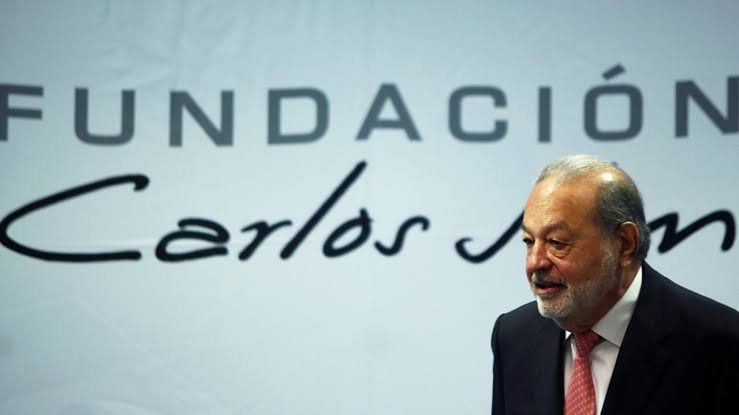 FUNDACIÓN DE CARLOS SLIM SE ENCARGARÁ DE PRODUCIR Y DISTRIBUIR EN AMÉRICA LATINA LA VACUNA DESARROLLADA DEL LABORATORIO ASTRAZENECA PARA COMBATIR EL COVID-19