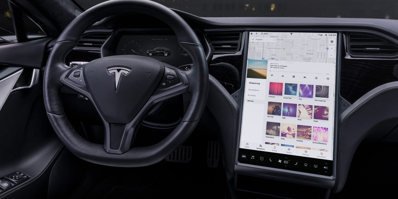 TESLA ENFRENTA  DEMANDA POR CONDUCTOR QUE SE QUEDA DORMIDO