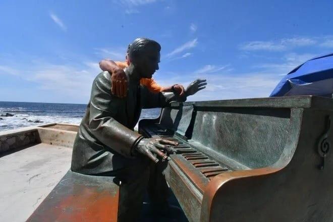 SUCIOS, INCOMPLETOS Y GRAFITEADOS LUCEN LOS MONUMENTOS HISTÓRICOS EN EL MUNICIPIO DE MAZATLÁN; ALCALDE EXHORTA A LA POBLACIÓN A RESGUARDAR EL PATRIMONIO DE TODOS