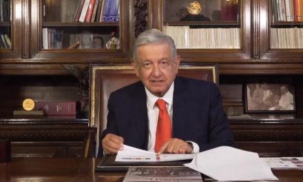 LÓPEZ OBRADOR DICE ESTAR ORGULLOSO DE LAS CONSTANTES CRÍTICAS ‘’SIN FUNDAMENTO’’ QUE RECIBE EN LAS COLUMNAS DE DIVERSOS MEDIOS DE COMUNICACIÓN; ‘’ALGO ESTAMOS HACIENDO BIEN’’<br>