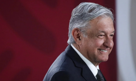 ‘’UN HECHO HISTÓRICO’’: ANDRÉS MANUEL LÓPEZ OBRADOR CELEBRA LA ELIMINACIÓN DEL FUERO PRESIDENCIAL