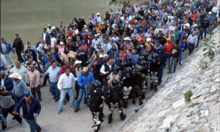 AMLO ACUSA A PAN DE ORQUESTAR LA TOMA DE PROTESTA