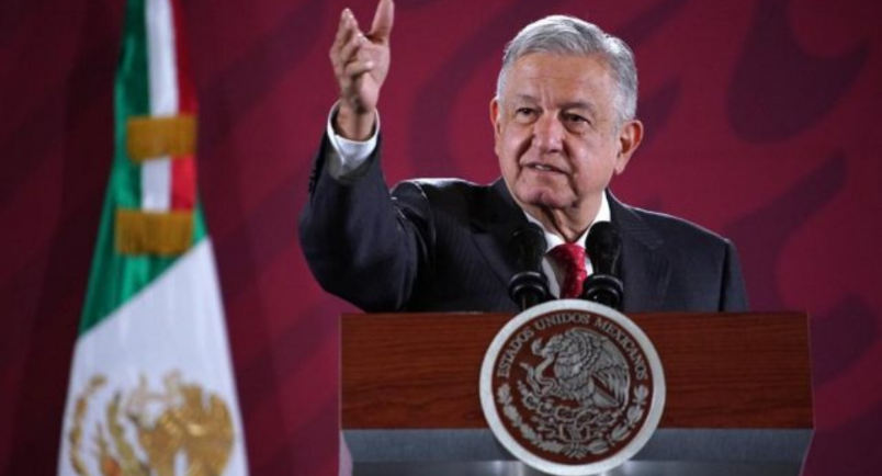 AMLO DESPREOCUPADO, LE RECOMIENDA A LA OPOSICIÓN AGRUPARSE EN UN BLOQUE CONSERVADOR