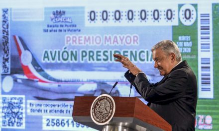 TODO LISTO PARA QUE SE SAQUEN EL GORDO, LISTOS PARA LA RIFA DEL AVIÓN PRESIDENCIAL