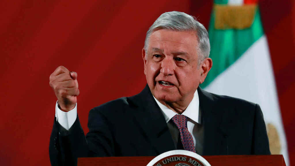 NO IMPORTAN LAS VÍCTIMAS, LÓPEZ OBRADOR INSISTE QUE TOMA DE CNDH ES POR TEMA POLÍTICO