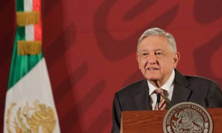 AMLO EXIGE QUE JUICIO A EX PRESIDENTES SEA EL MISMO DÍA DE LA ELECCIÓN